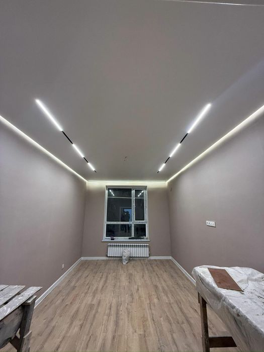 Натяжные потолки/ софиты в подарок