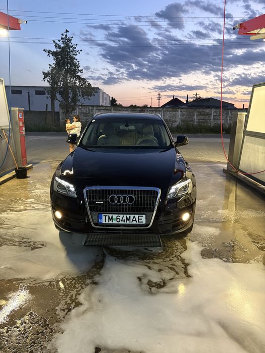 Audi Q5 quattro