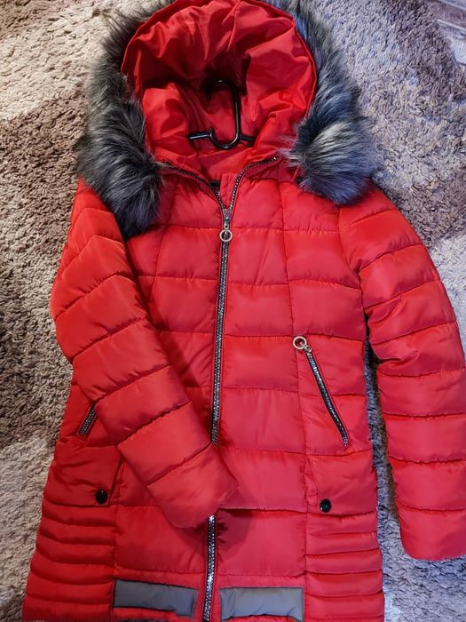 Зимняя куртка для девочки