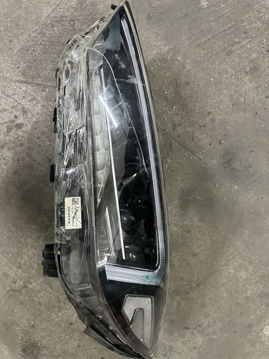 Фара левая Hyundai Tucson Туксон TL