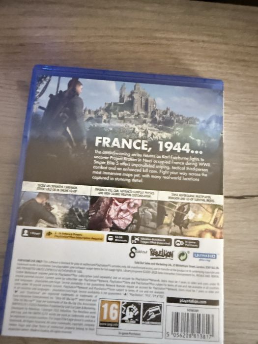 Vand Red Deat Redemption  2 si Sniper Elite 5 inpecabile