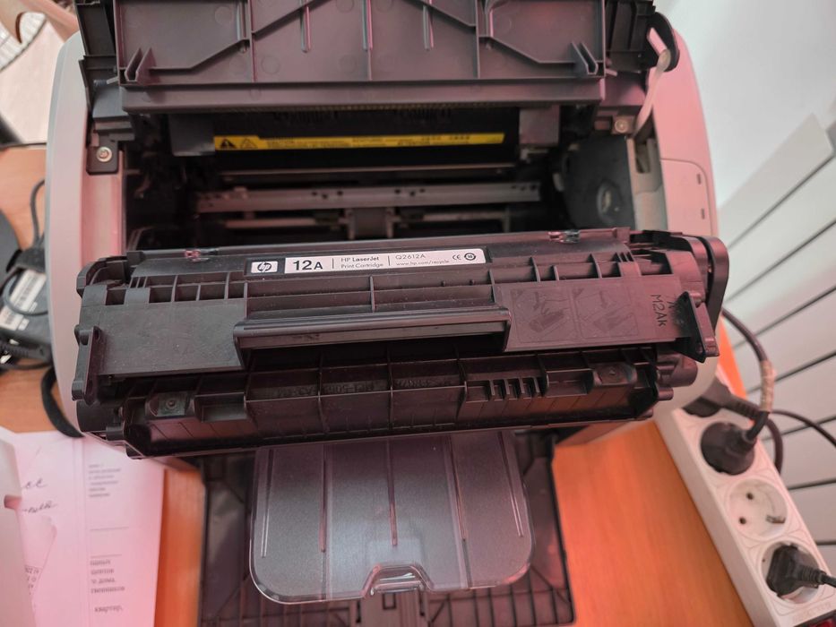 Принтер HP laserjet 1010
