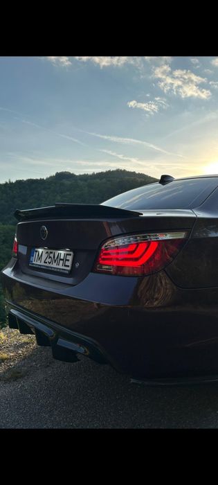 Stopuri led roșu alb compatibil cu bmw e60 2003-2007
