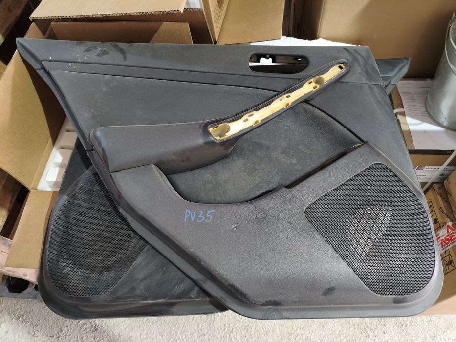 Дверные карты на Инфинити G35