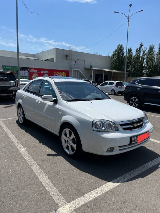 Lasetti 1.8 Avtomat