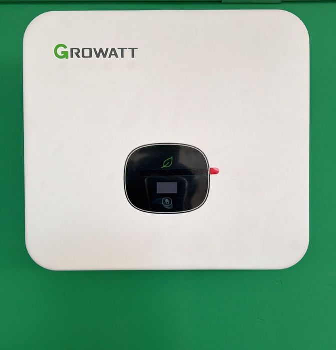 Lot de 25 invertoare GROWAT monofazate si trifazate