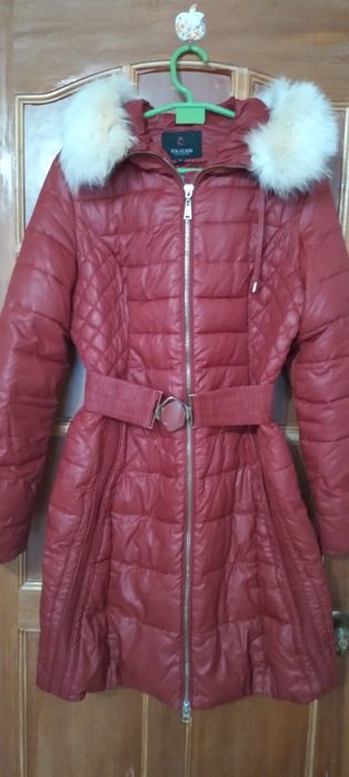 Продаётся женский пуховик