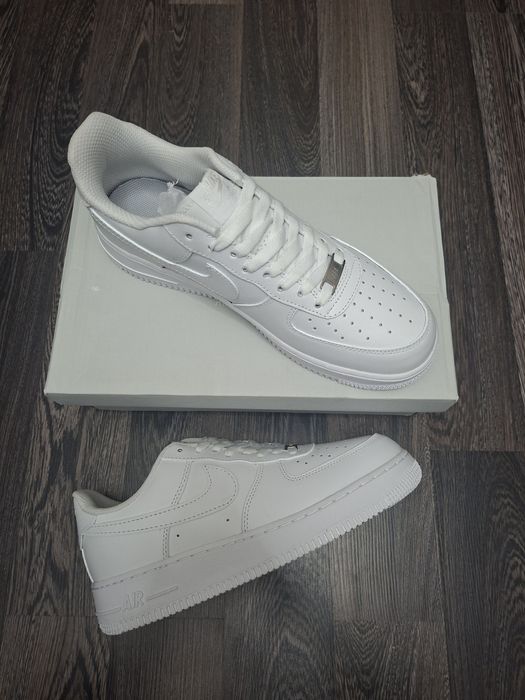 Air Force 1 Triple White