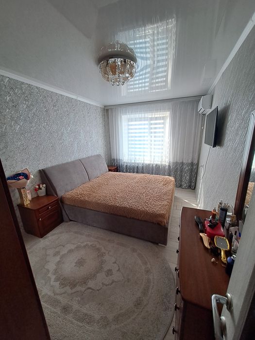 Продам 4 комнатную квартиру