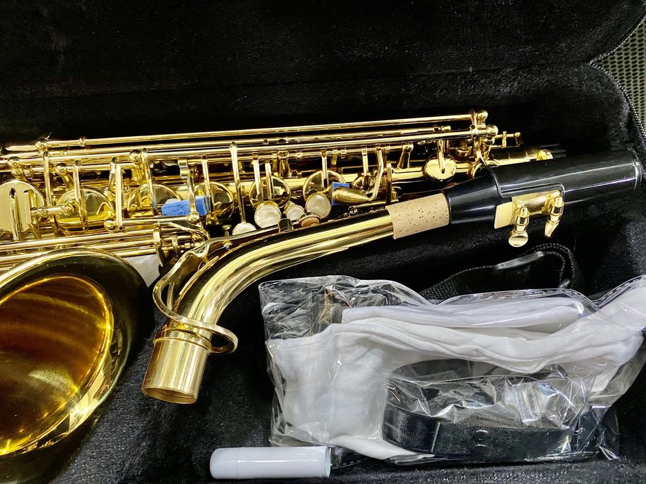 СКИДКА!!! Саксофон Альт новый: 3 000 000 сум - Духовые инструменты ...