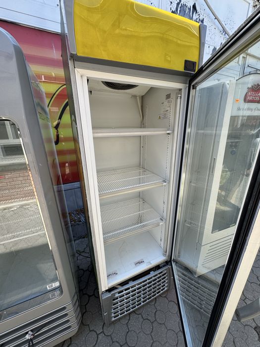 Хладилна витрина STELLA ARTOIS