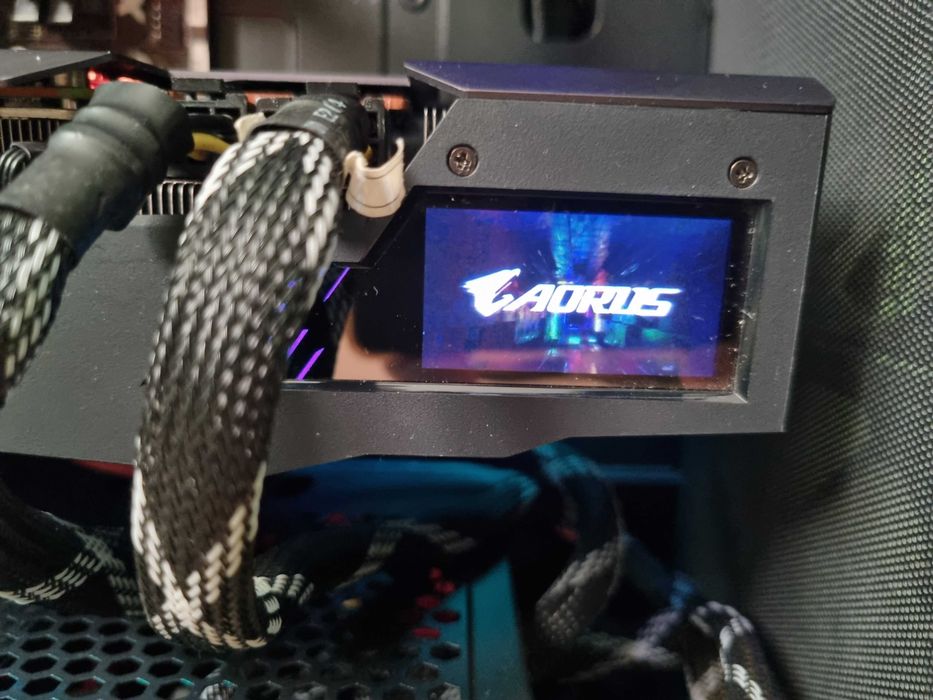 Placa video RX 6800 MASTER 16GB GIGABYTE AORUS Radeon GDDR6 256-bit