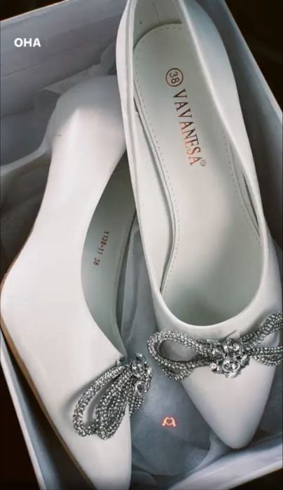 Каблук/туфли.