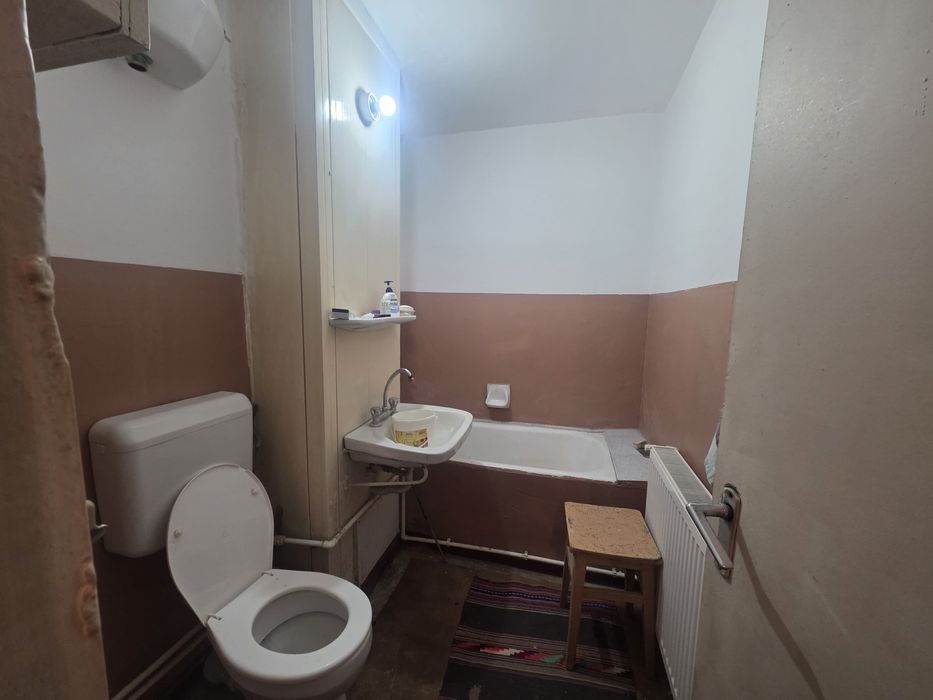 De vânzare apartament 2 camere, 51 mp Broșteni