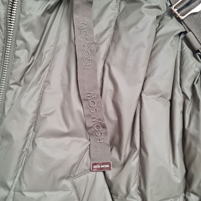 Vesta superbă Mos Mosh