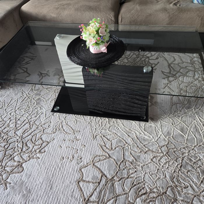 Стъклена холна масичка