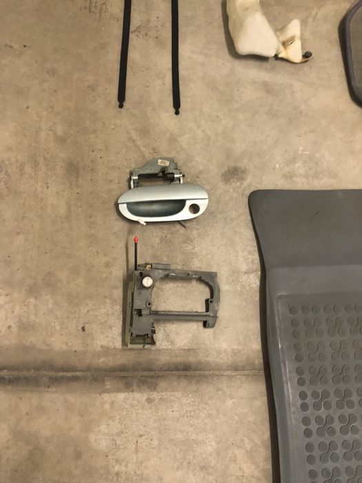 Колата е продадена Части за бмв Е39