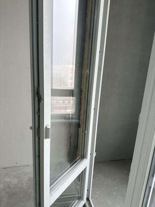 Продам пластиковое окно