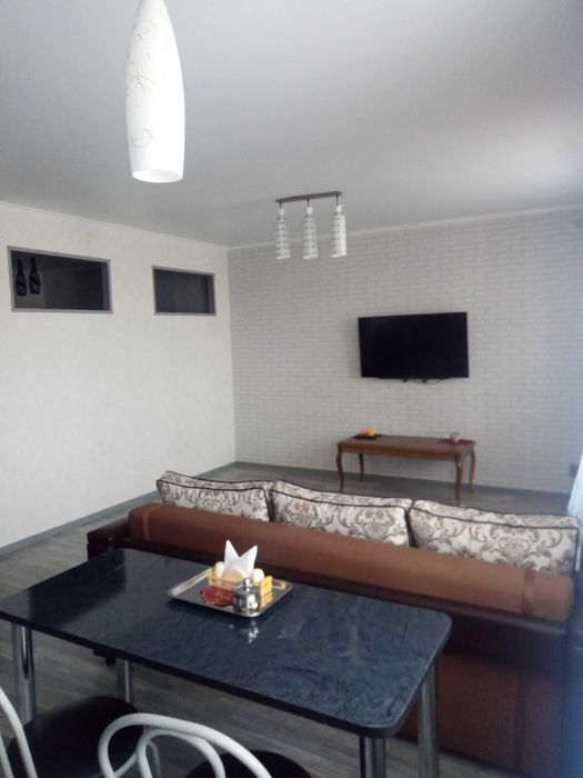 Сдам 2 комнатную квартиру студию