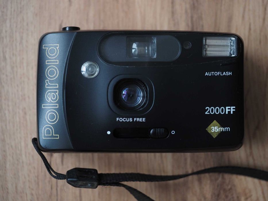 Aparat foto pe film Polaroid 2000FF, 35 mm