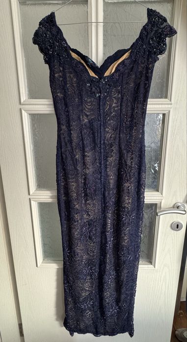 Дълга официална рокля