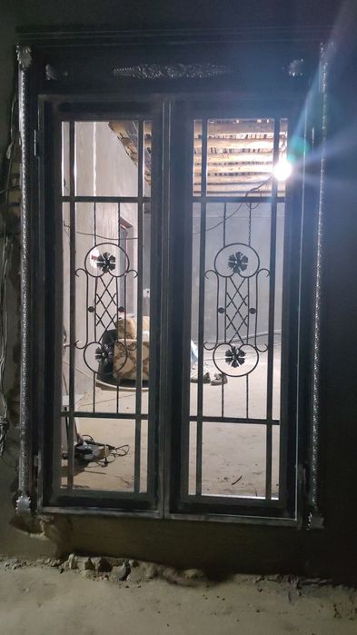 Продаётся, металлическая дверь новая и не пользованная для холла