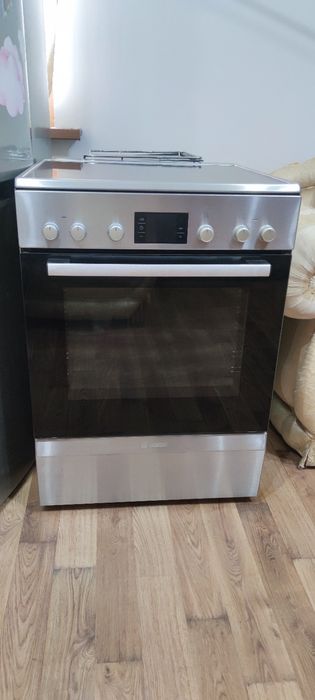 Плита Bosch электрическая