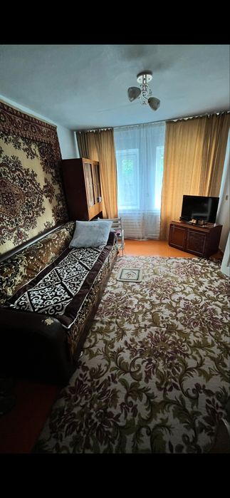 Продам диван в хорошем состоянии