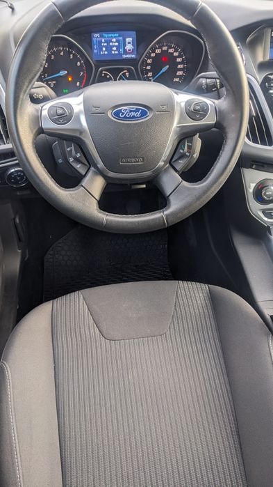 Ford Focus mk3 1.6 200 CP echipare Titanium