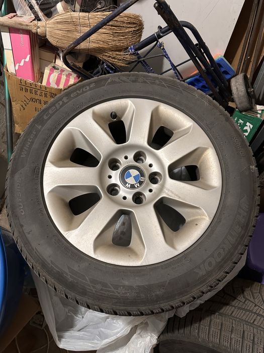 Set jante BMW cu anvelope iarna