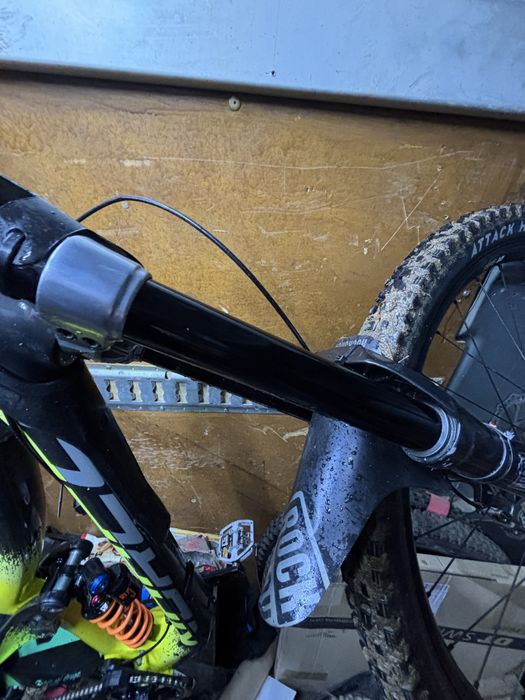 Rockshox boxxer charger2.1 29