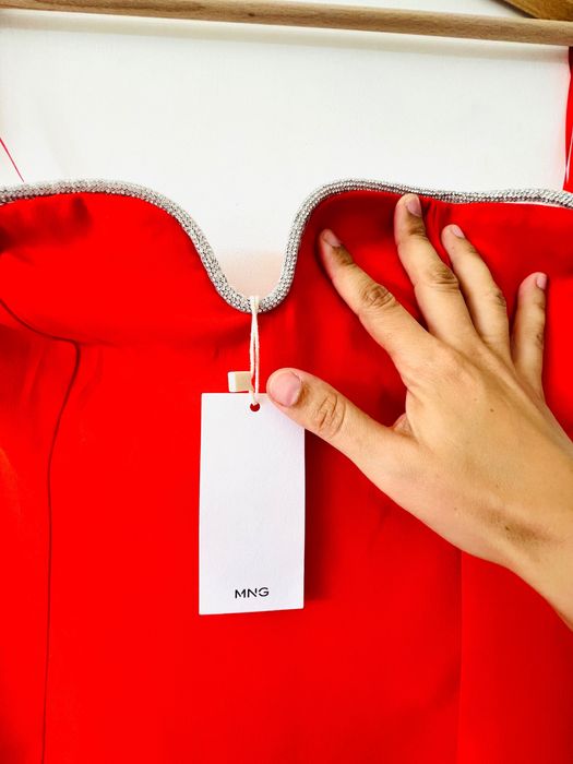 Официална червена рокля MANGO