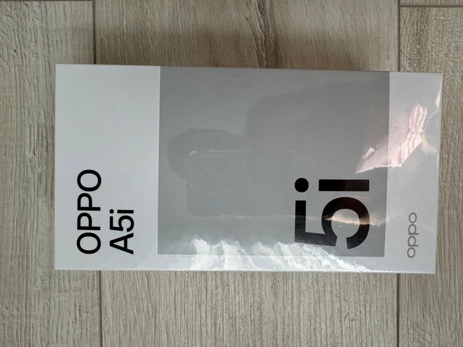 Oppo A5i nebula red