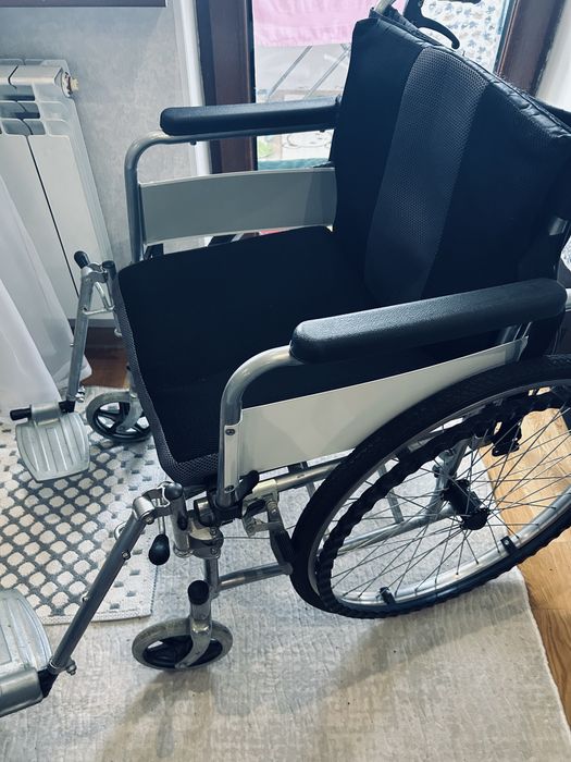 Продается индвалидная коляска