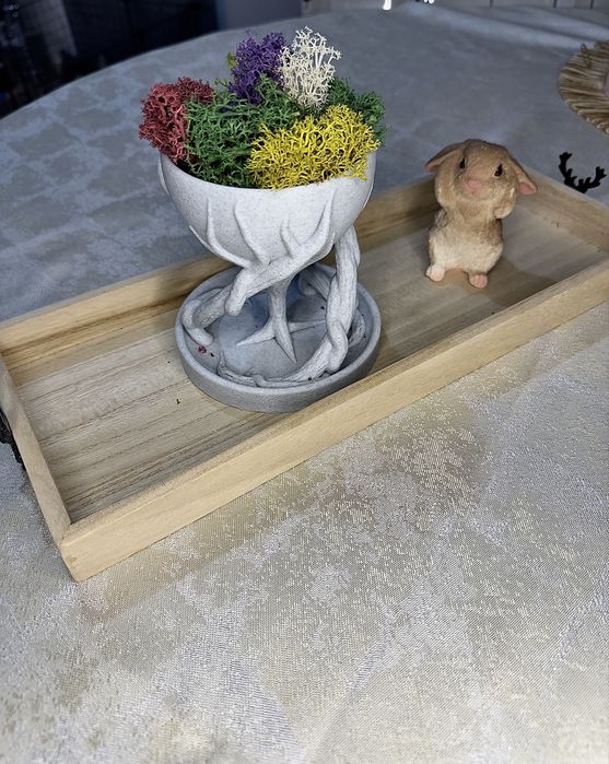 Артистична 3D Кашпа „Горски дух“ съ с Скандинавски Мъх (Premium Quality)