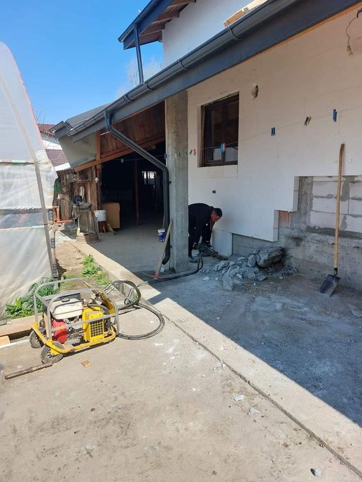 Demolari Apartamente , Debarasări moluz ,Taeri păreți,  Decupări  .