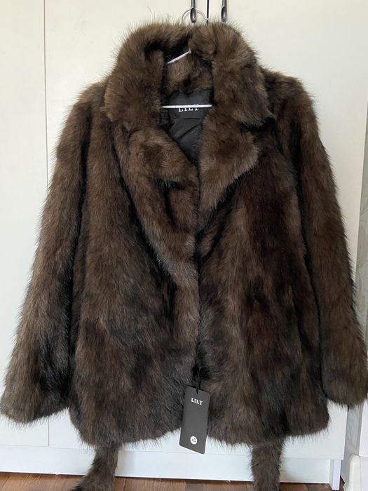 Шуба из искусственного меха