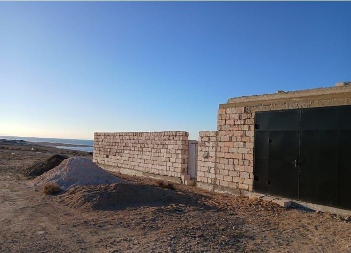 Продам участок со строением