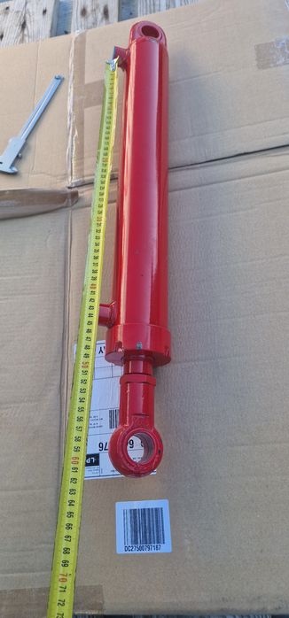 Cilindru hidraulic 650 mm închis deschide 400 mm diametru tija 35 mm d