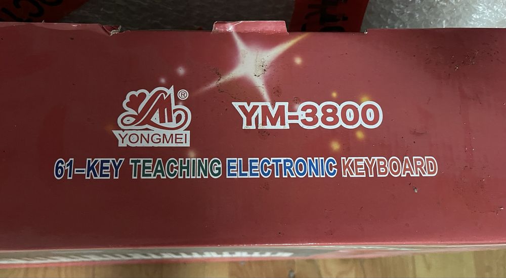 Продам Синтезатор