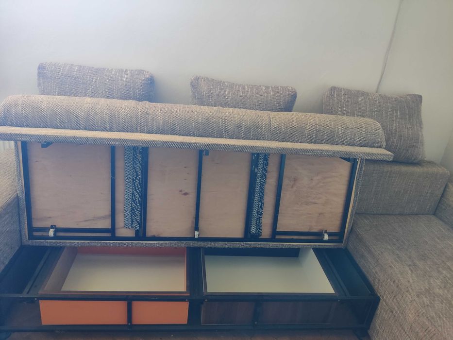 Colțar extensibil  3.10 m, cu ladă depozitare