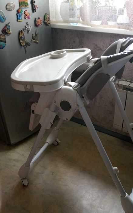 Детский стульчик для кормления