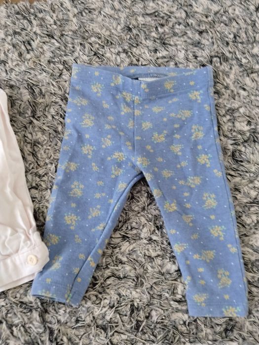 Lot hainute pentru fetita, marimi 0-6 luni, in stare foarte buna botosei rochie colanti pantaloni rochita