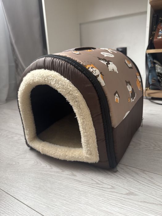 Продам домик для кошек/котят
