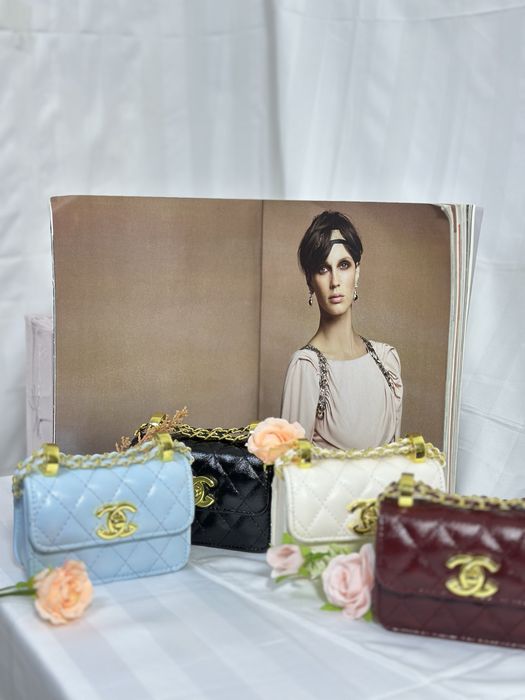 Мини сумкалар сатылады