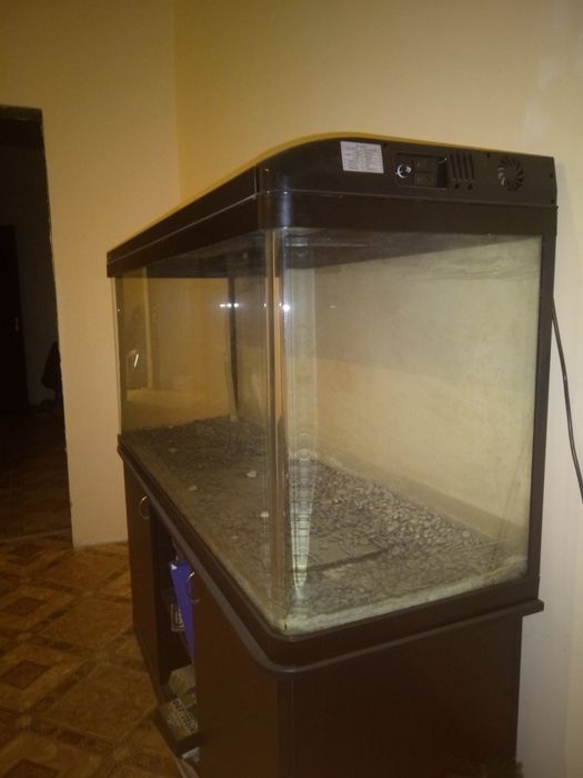 Продам аквариум 450 л