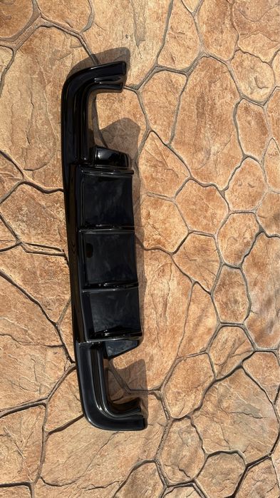 Difuzor ornament Dublu Evacuare cu Nervuri BMW E60 E61