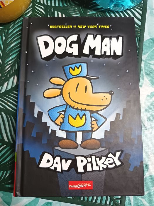 Prima carte din volumul DOGMAN
