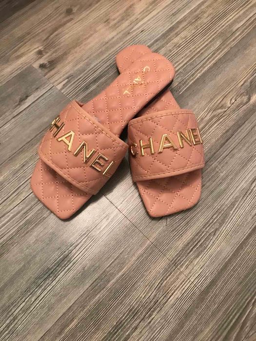 Джапанки Chanel нови