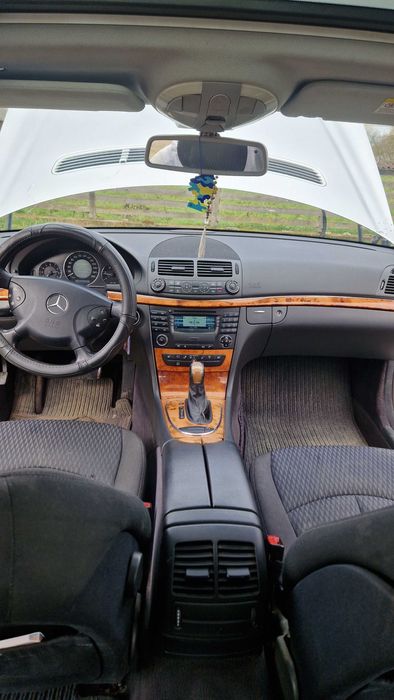 Mercedes e220 2006 elegance